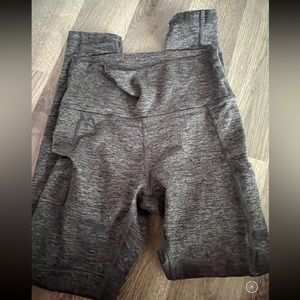Aerie leggings with pockets, size s.